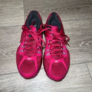 Nike airmax burgundy